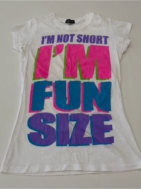 Y2K WetSeal Tee - Size Small - "I'm Not Short I'm Fun Size"